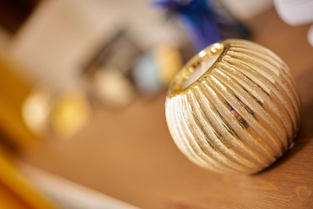 Starlight Bronze Szeged- Exclusiveアパートメント エクステリア 写真